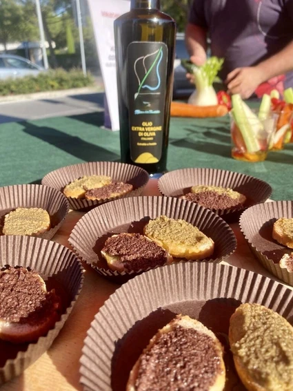 AperivOLIO: Degustazione tra gli Ulivi del Garda con cicchetti veneti gourmet 10